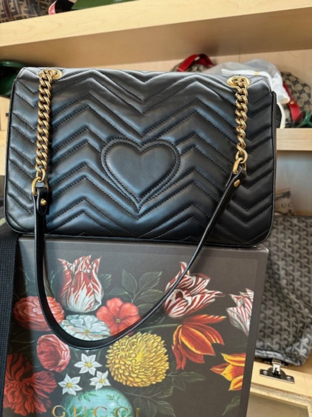 Gucci GG Marmont Medium Insect Black Matelassé Purse - Picture 7 of 16